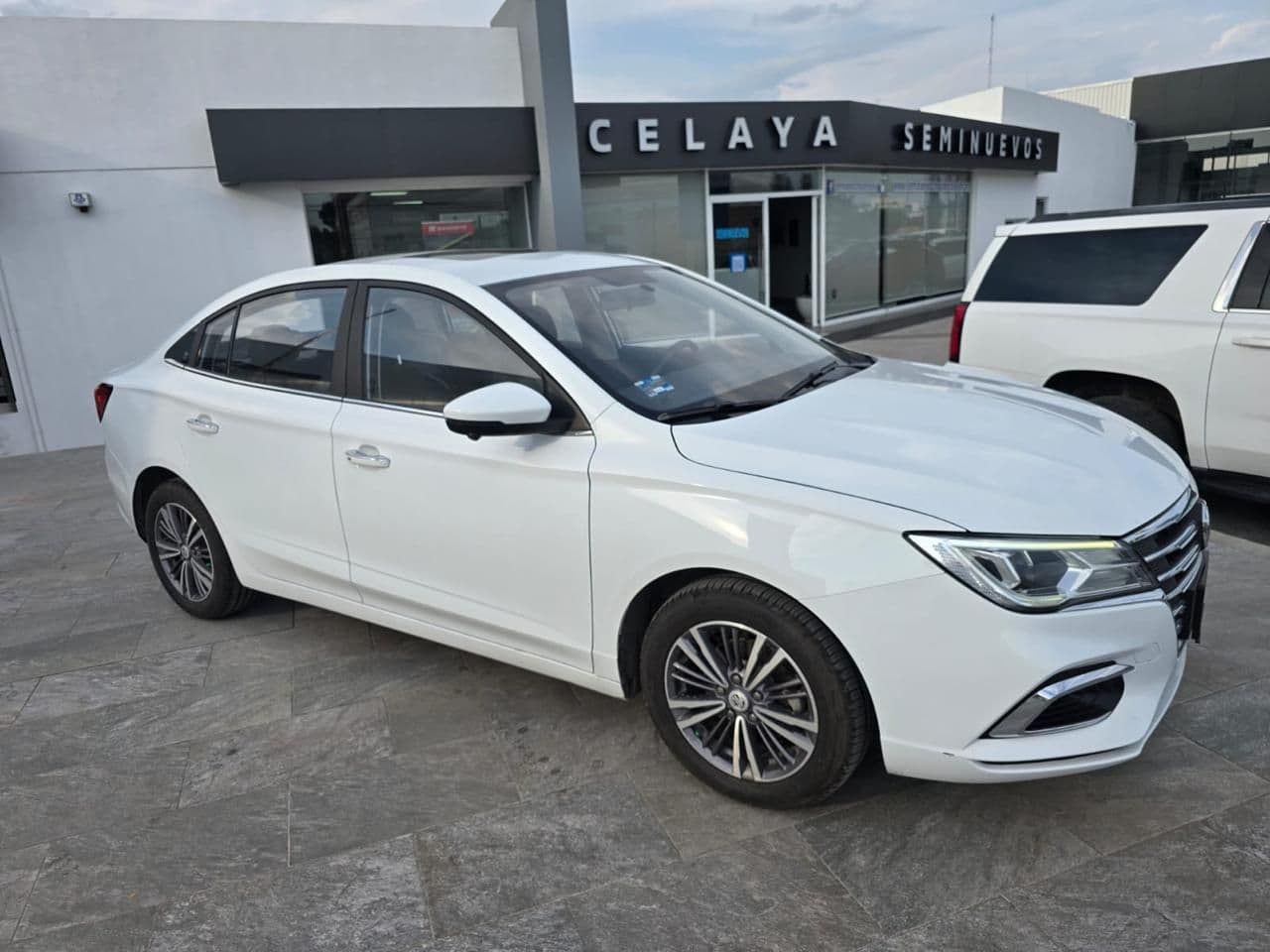 MG MG 5 2023 — foto 2