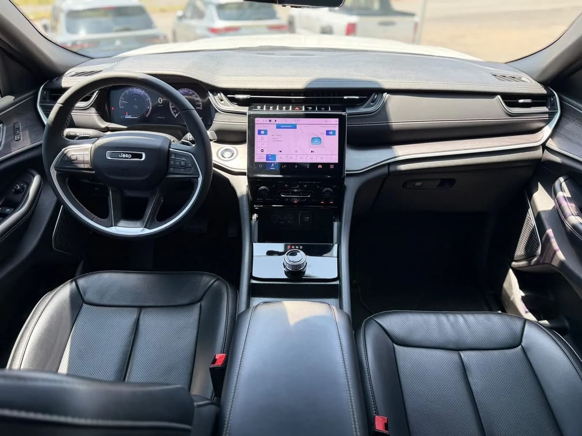 Jeep Grand Cherokee 2025 — foto 9