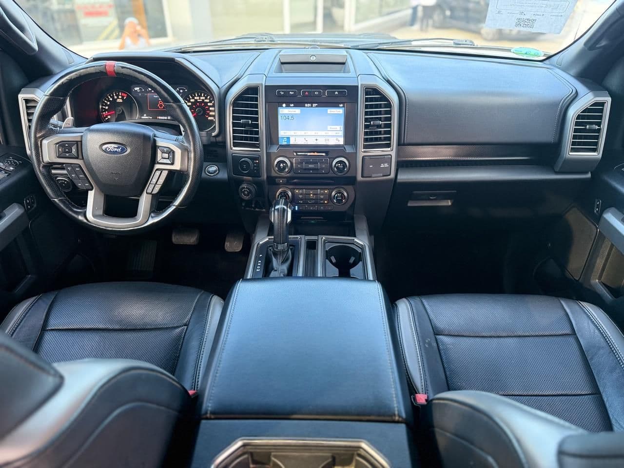 Ford Lobo Raptor SVT 2018 — foto 10