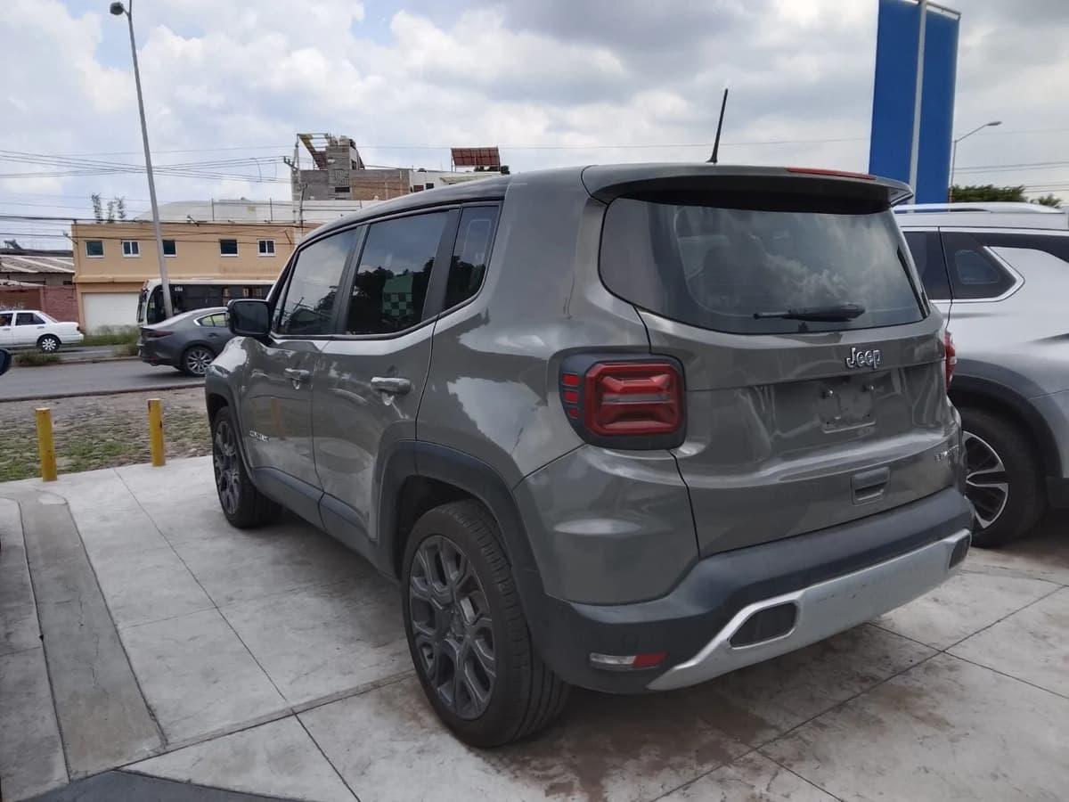 Jeep Renegade 2024 — foto 3