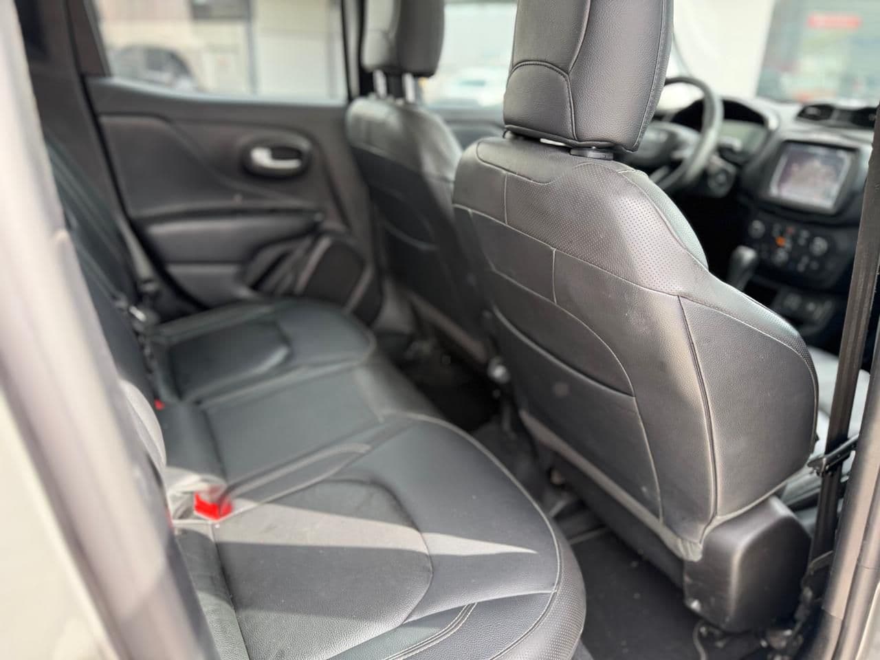 Jeep Renegade 2024 — foto 9