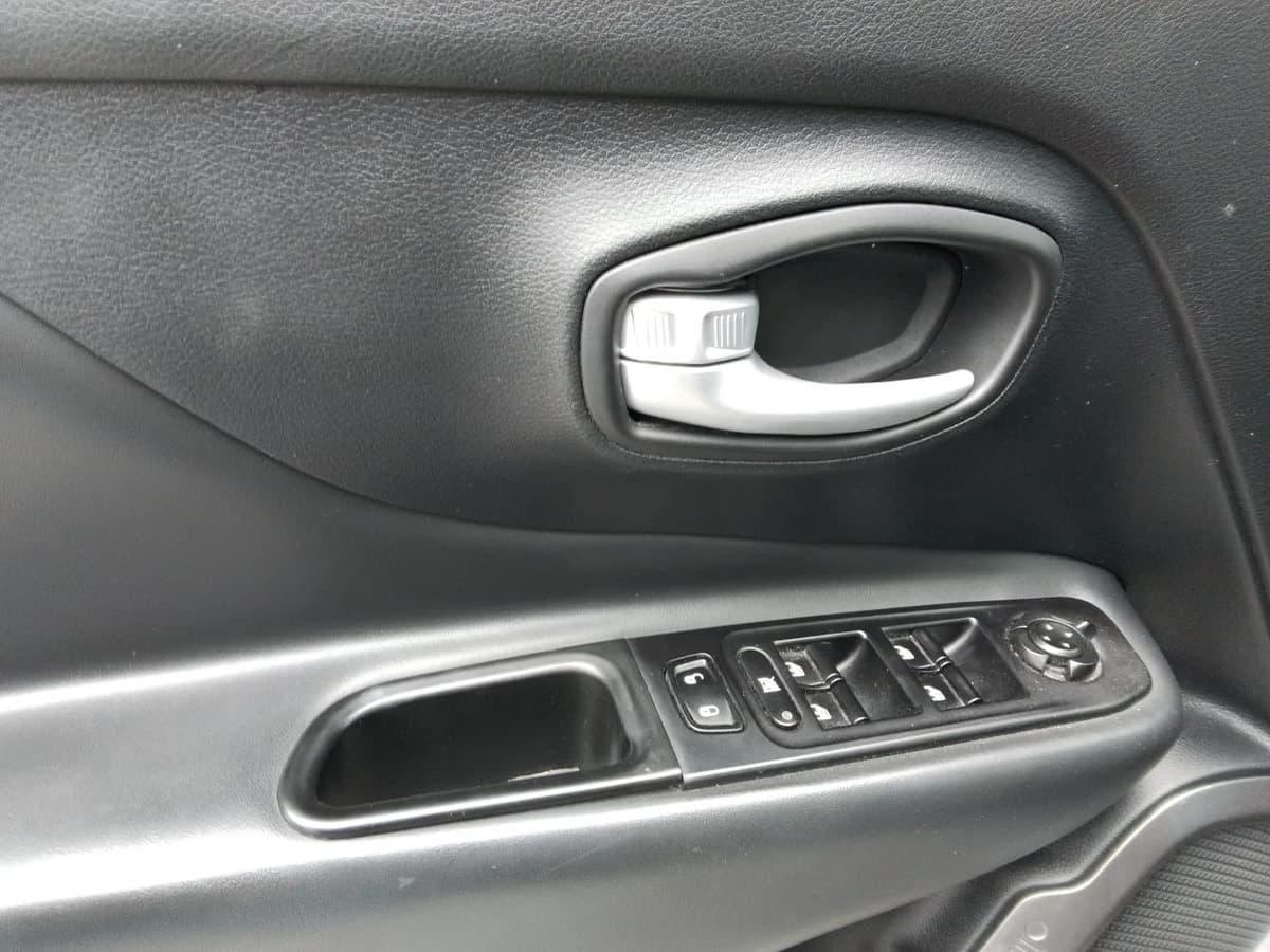 Jeep Renegade 2024 — foto 10