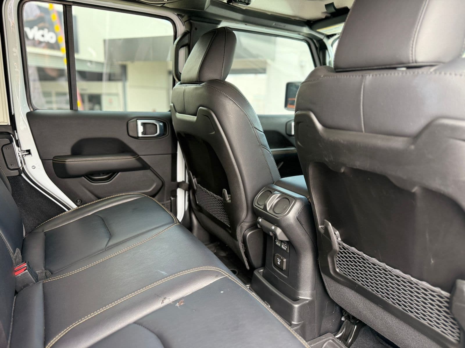 Jeep Wrangler 2025 — foto 13