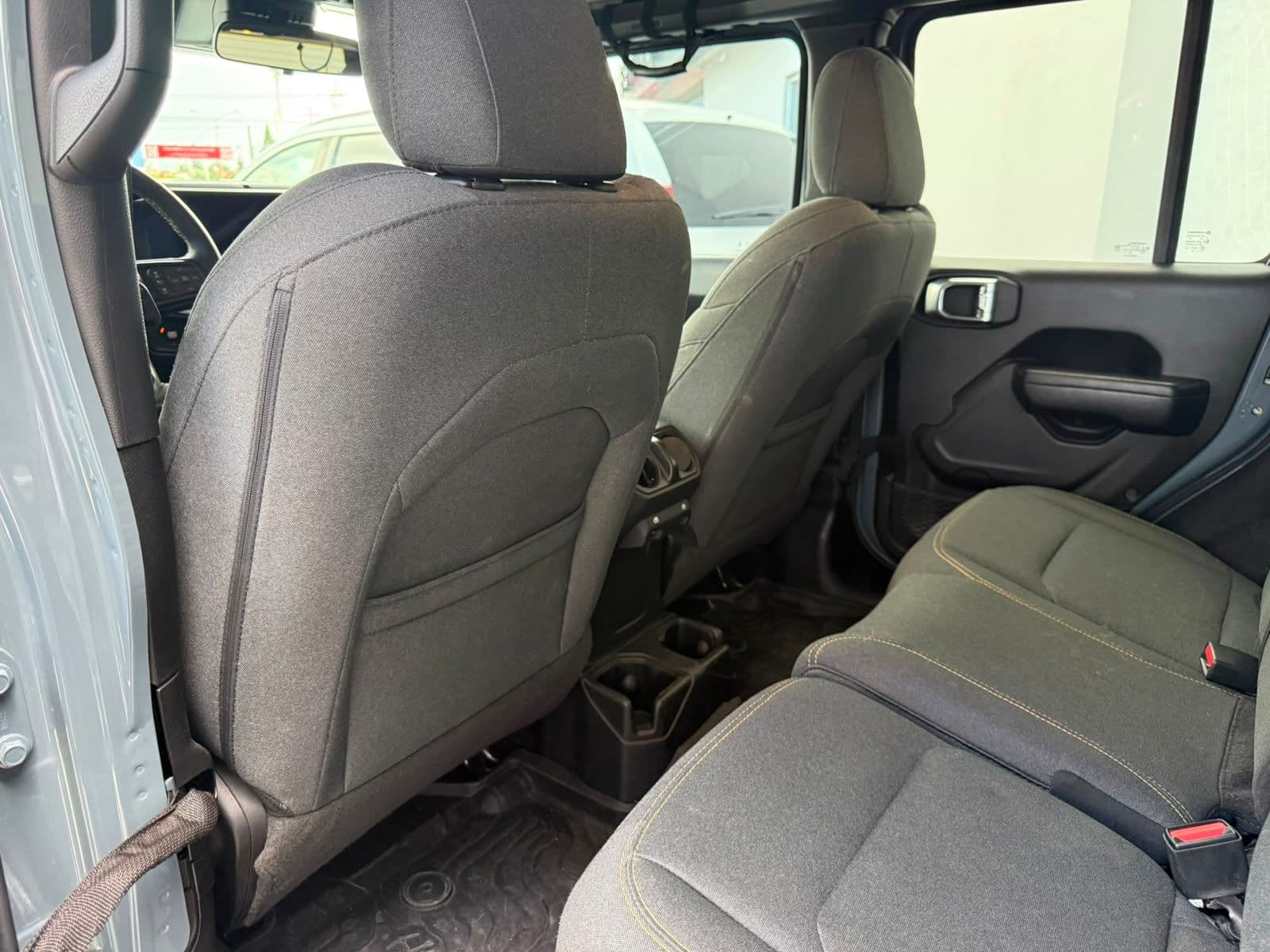 Jeep Wrangler 2024 — foto 11
