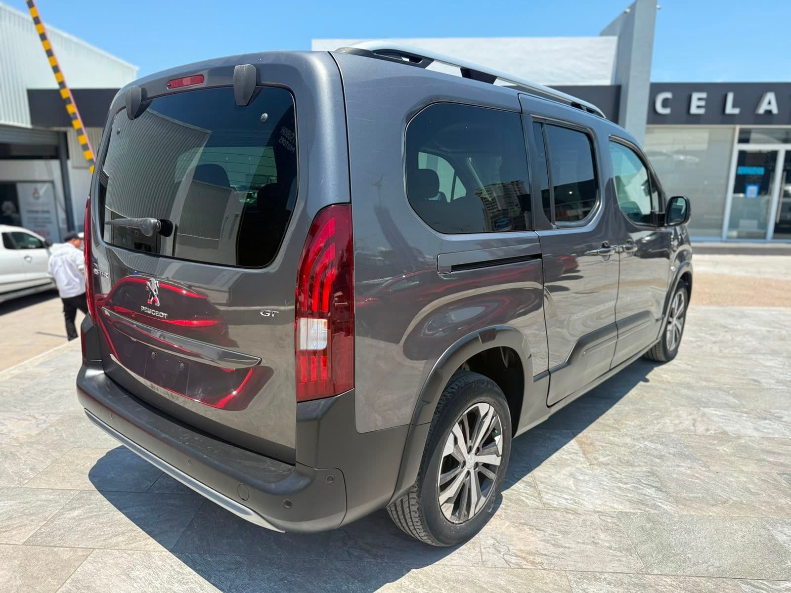 Peugeot Rifter 2022 — foto 5
