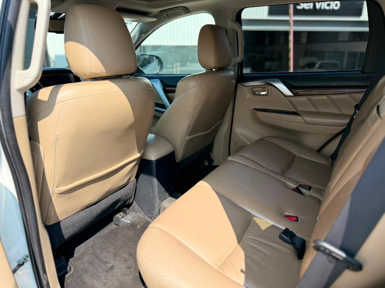 Mitsubishi Montero 2018 — foto 8