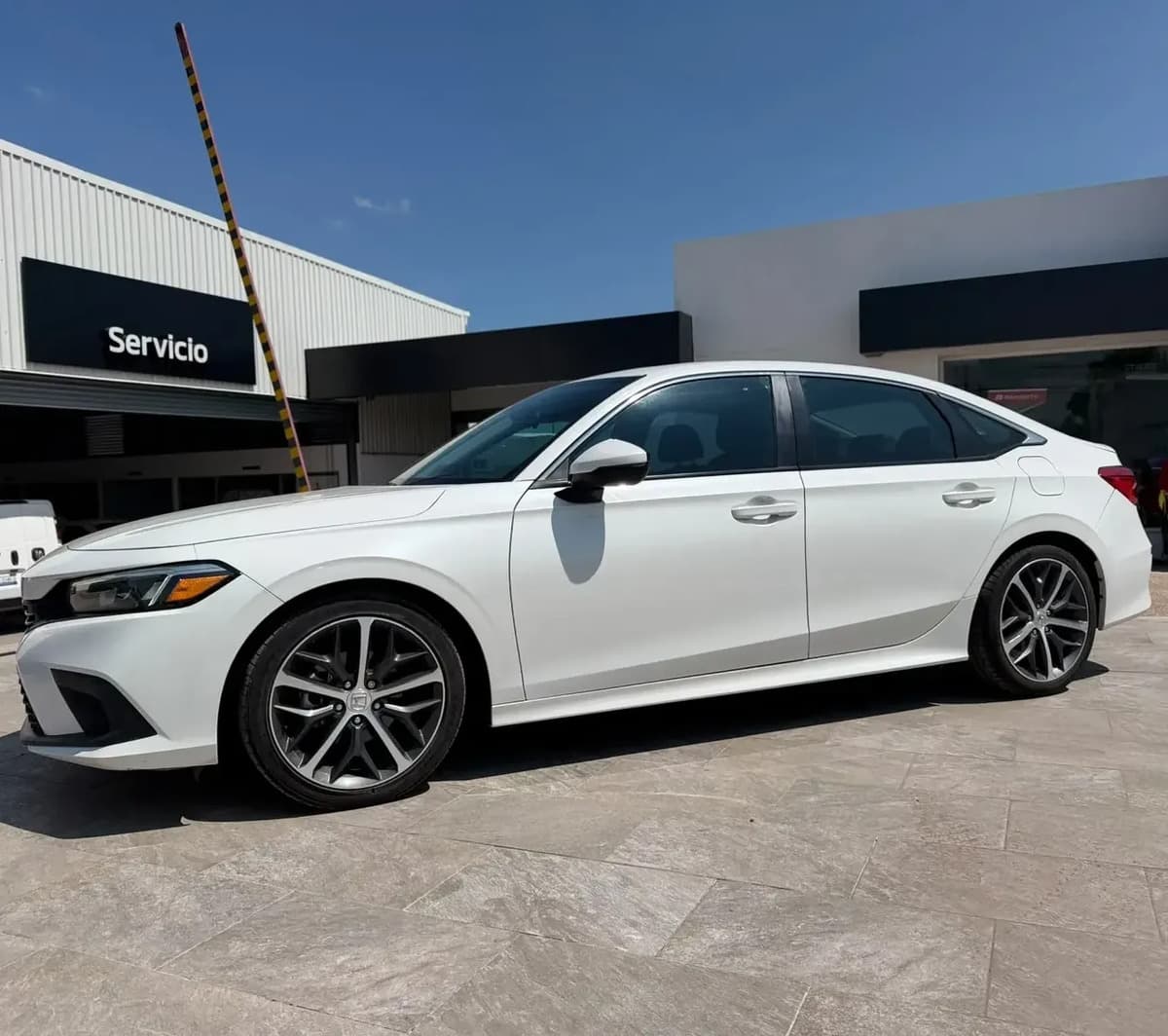Honda Civic 2024 — foto 3