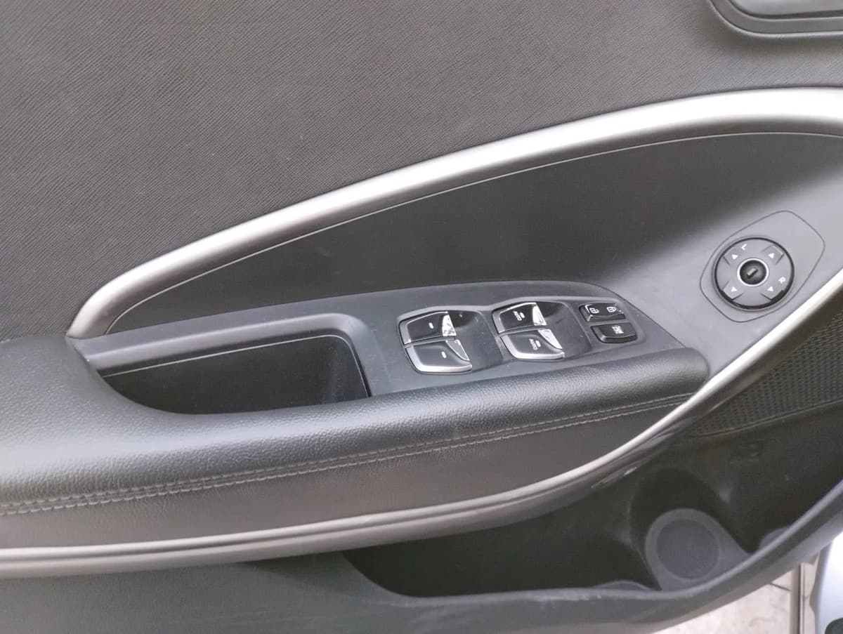 Hyundai Santa Fe 2018 — foto 8